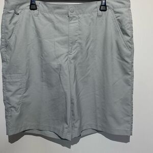 Columbia Men's Gray Flat Front Performance Fishing Gear Shorts Size 38W